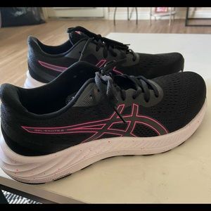 Asics Black and Pink shoes NWOT